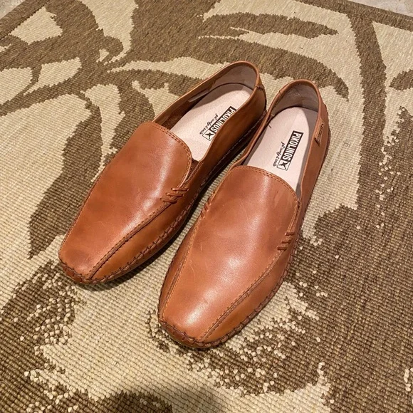 NWOT Men's Pikolinos Tan Leather Driving Moccasin 41 (US 7)